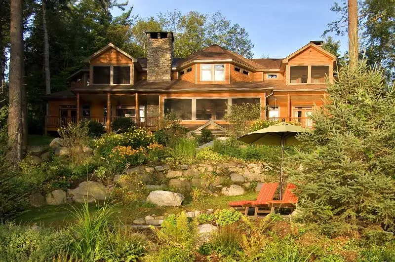 view of the lodge exterior and landscaping